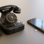 découvrez le téléphone fixe avec carte sim, la solution moderne qui combine la simplicité du fixe et la mobilité du mobile pour une téléphonie évolutive et pratique.